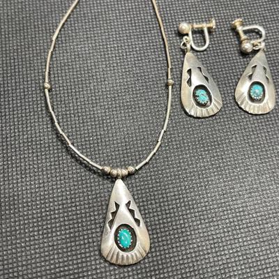 Vintage Navaho necklace & earrings - marked
