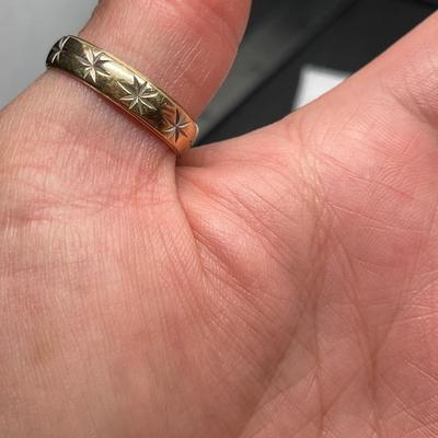 14k gold Fredrick Goldman band / ring. Sz 10.5