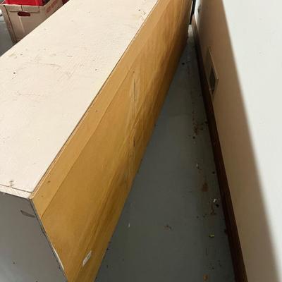 Wooden Shelving Unit (G-MG)