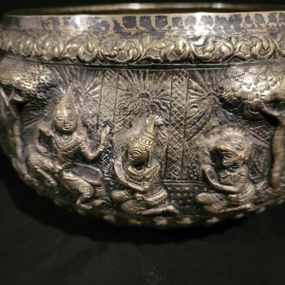 Large Burmese Embossed & Chased Silver Bowl (BS-DW)