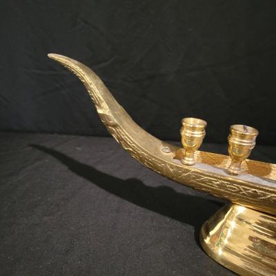 Suphannahong Brass Dragon Boat Menorah (BS-DW)