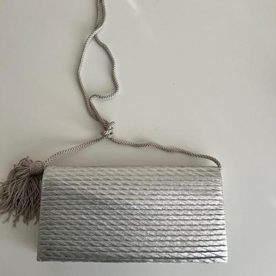 Purses and Clutches: Valerie Stevens, Guess, Amanda Smith, & More (FL-MK)