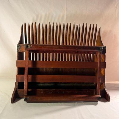 Wooden Cranberry Scoop (LR-MG)