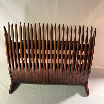 Wooden Cranberry Scoop (LR-MG)