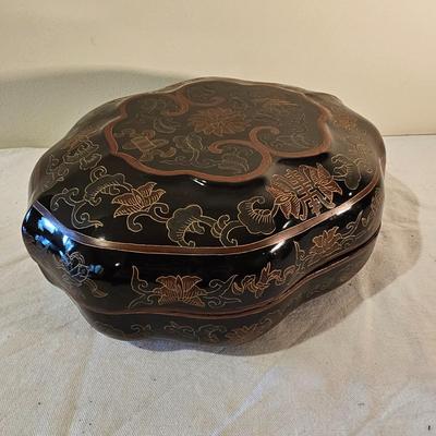 Asian Lacquered Tray & More (D-JS)