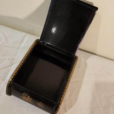 Asian Lacquered Tray & More (D-JS)