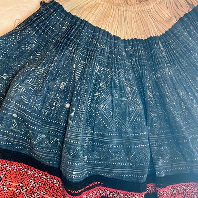Pleated Traditional Cotton/Hemp/Dyed Batik Skirt (PB-RG)