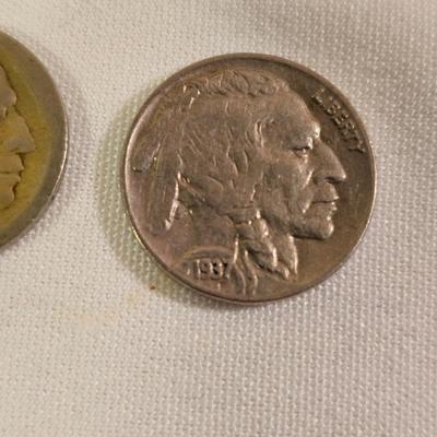 Morgan Silver Dollars, Kennedy Silver Dollars & More US Coins (LR-MG)