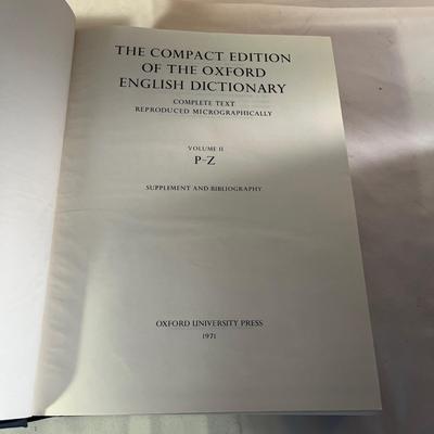 The Compact Ed. of the Oxford English Dictionary w/ Reading Glass (LR-MG)