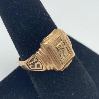 Two 10K Gold Rings (B1-HS)