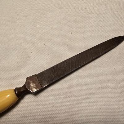 Vintage Brushes & More Unique Items (BS-JS)