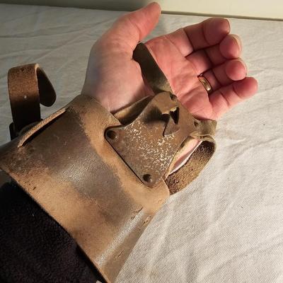 Vintage Brushes & More Unique Items (BS-JS)