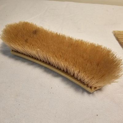 Vintage Brushes & More Unique Items (BS-JS)