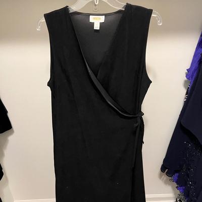 Ladies Formal Outfits and More (FR-MK)