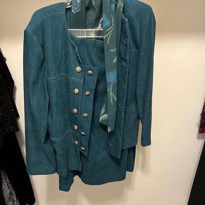 Ladies Formal Outfits and More (FR-MK)