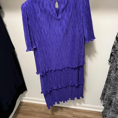 Ladies Formal Outfits and More (FR-MK)