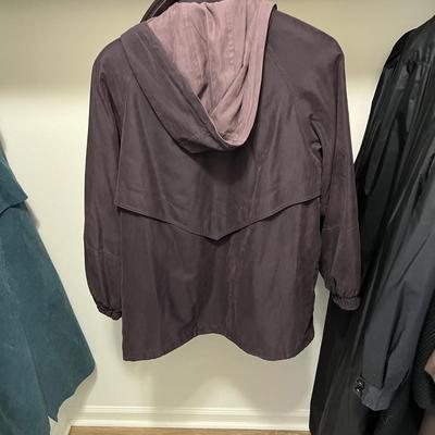 Ladies Coats and Jackets (FR-MK)