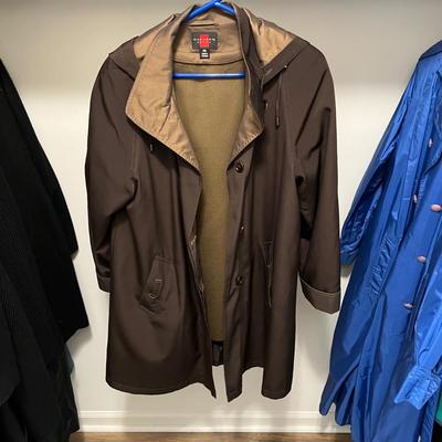 Ladies Coats and Jackets (FR-MK)