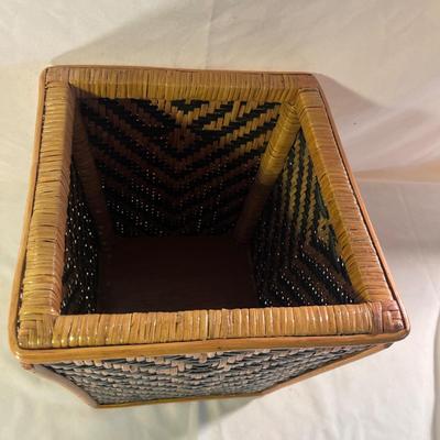 Wicker Planter & Plant Stand (LR-MG)