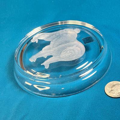 FABULOUS CRYSTAL HOYA REVERSE EMBOSSED BABOON IN ROUND DISH