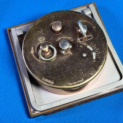 VINTAGE COPPER COLORED WIND-UP ALARM CLOCK WITH FLUORESCENT HANDS, NUMERS, SELF-STAND