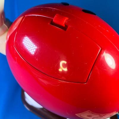 MECHANICAL M&M DISPENSER