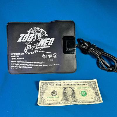 "ZOO MED" REPTILE TANK WARMER