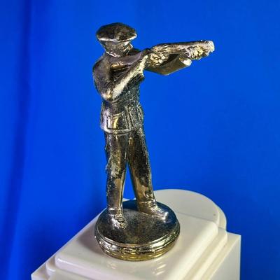 VINTAGE SHOOTING TROPHY 