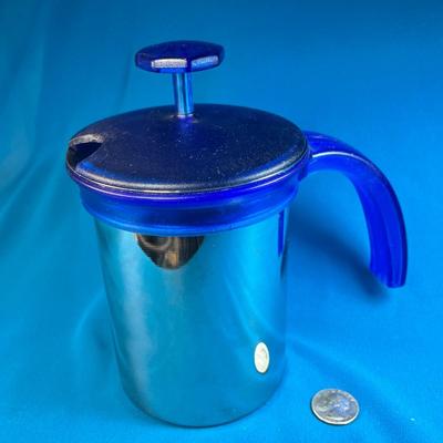 ITALIAN COFFEE PRESS   GREAT FOR CAMPING!