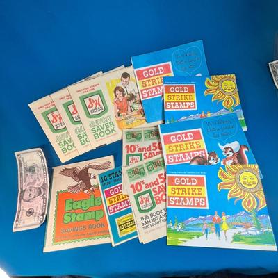 GROUP OF OLD S&H, GOLD STRIKE AND EAGLE STAMP BOOKS- 10 COUNT