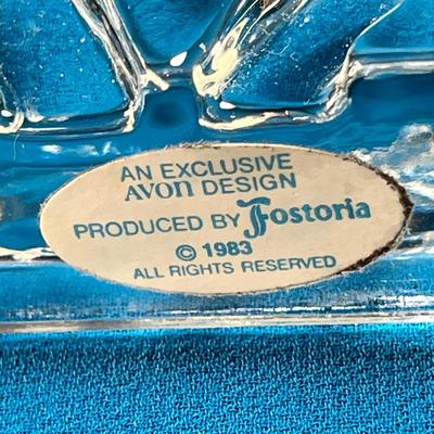 "MOM" GLASS FIGURE by FOSTORIA for AVON