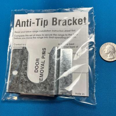 KITCHEN RANGE APPLIANCE ANTI-TIP BRACKET NEW IN PACKAGE