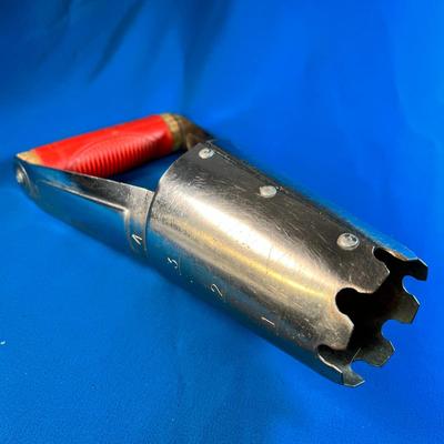 GARDEN PLANTING HOLE DIGGER TOOL