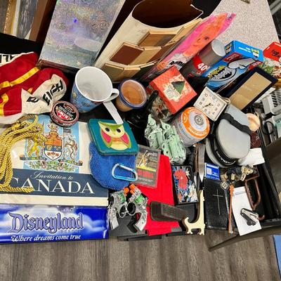 HOUSEHOLD POTPOURRI- TABLE TOP FULL OF ASSORTED ITEMS FROM AROUND THE HOUSE