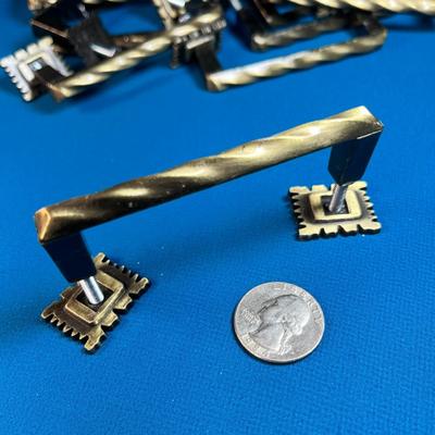 SET OF 12 ANTIQUE BRASS FINISH DRAWER/DOOR HANDLES/PULLS WITH INTERESTING BASES