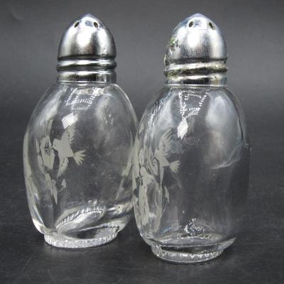 Vintage 1980's Avon Hummingbird Etched Crystal Salt & Pepper Shakers
