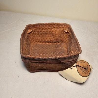 Betel Nut Bag & Boxes (BS-JS)