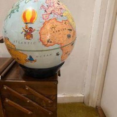 Price $5 Vtg Sesame St Globe