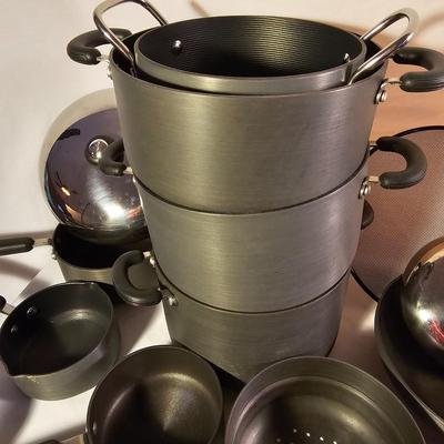 Stock and Sauce Pots by Circulon (K-KW)