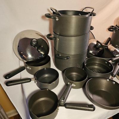 Stock and Sauce Pots by Circulon (K-KW)