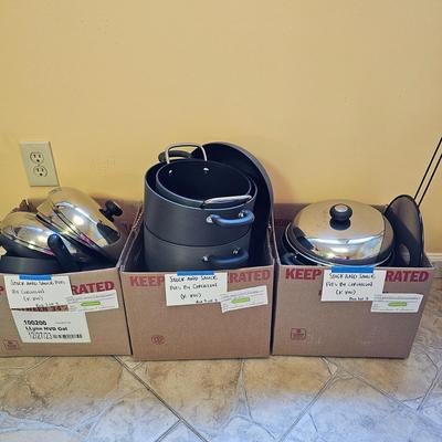 Stock and Sauce Pots by Circulon (K-KW)