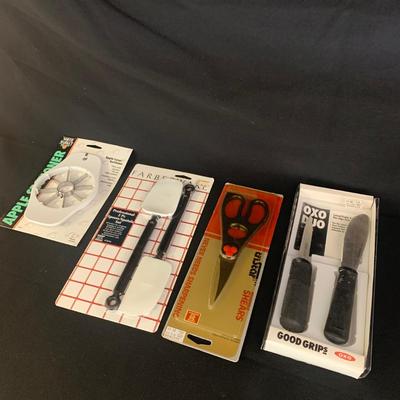 Large Selection of Kitchen Essentials (K-KW)