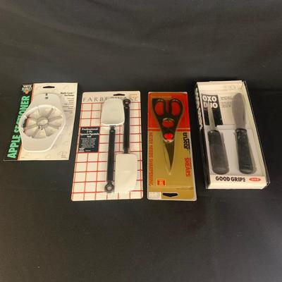 Large Selection of Kitchen Essentials (K-KW)