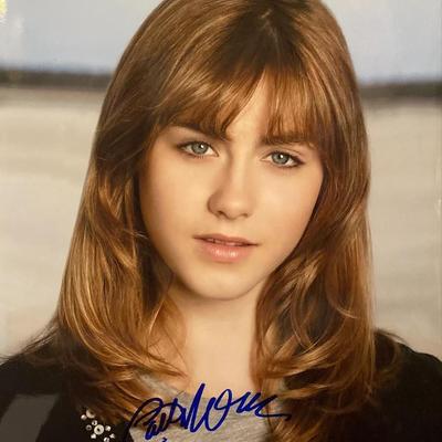 Caitlin Wachs signed photo