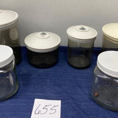 Vacuum Containers