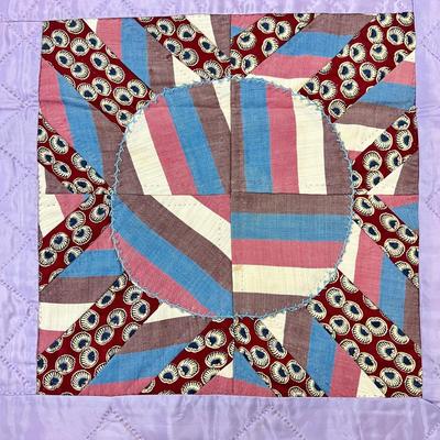 Vintage Handmade Quilt 77â€x72â€