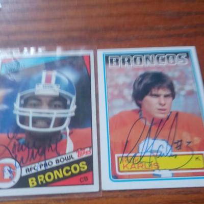LOT 119 LARGE LOT OF AUTOGRAPHED BRONCO FOOTBALL CARDS