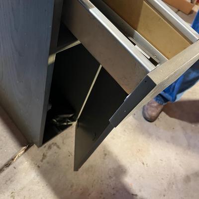 Narrow cabinet