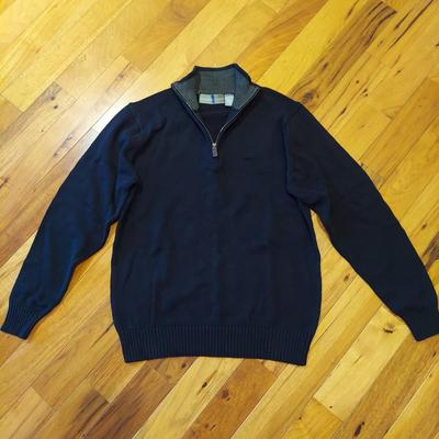 Size Large Eddie Bauer Coats, Oscar de la Renta Sweaters and more (PB-BBL)