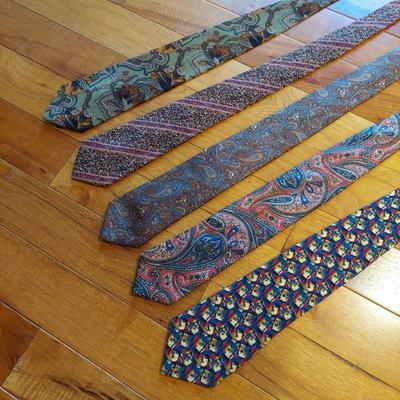 Silk Ties by Calvin Klein, Brooks Brothers, Izod and more (PB-BBL)